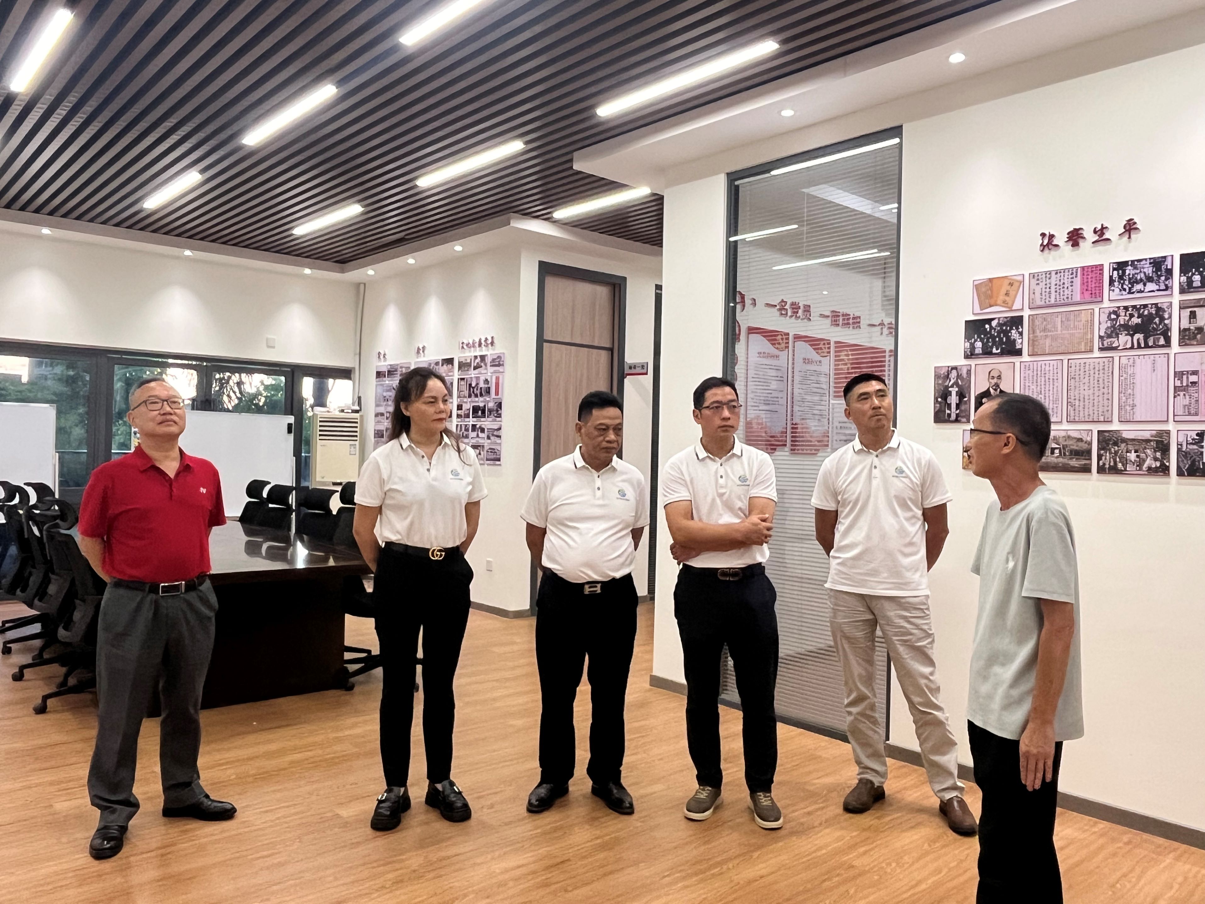 1755156526648360.jpg 1755156526648360.jpg