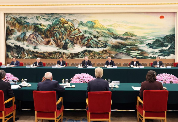 丁薛祥会见2026年国际科学理事会中期会员大会暨北京科学对话部分外宾.jpg